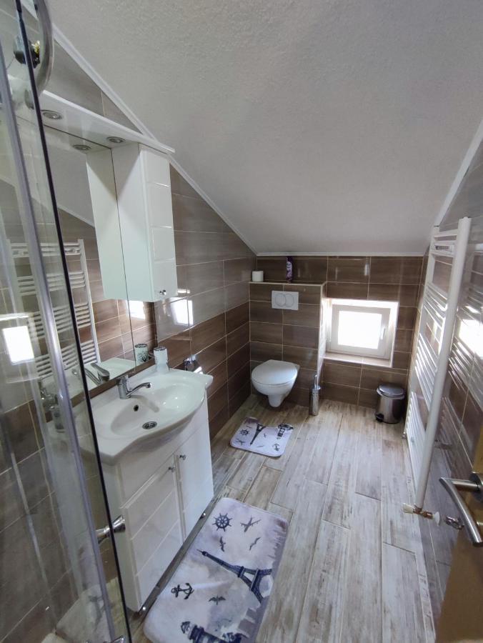 Apartman Toni Грачац Экстерьер фото