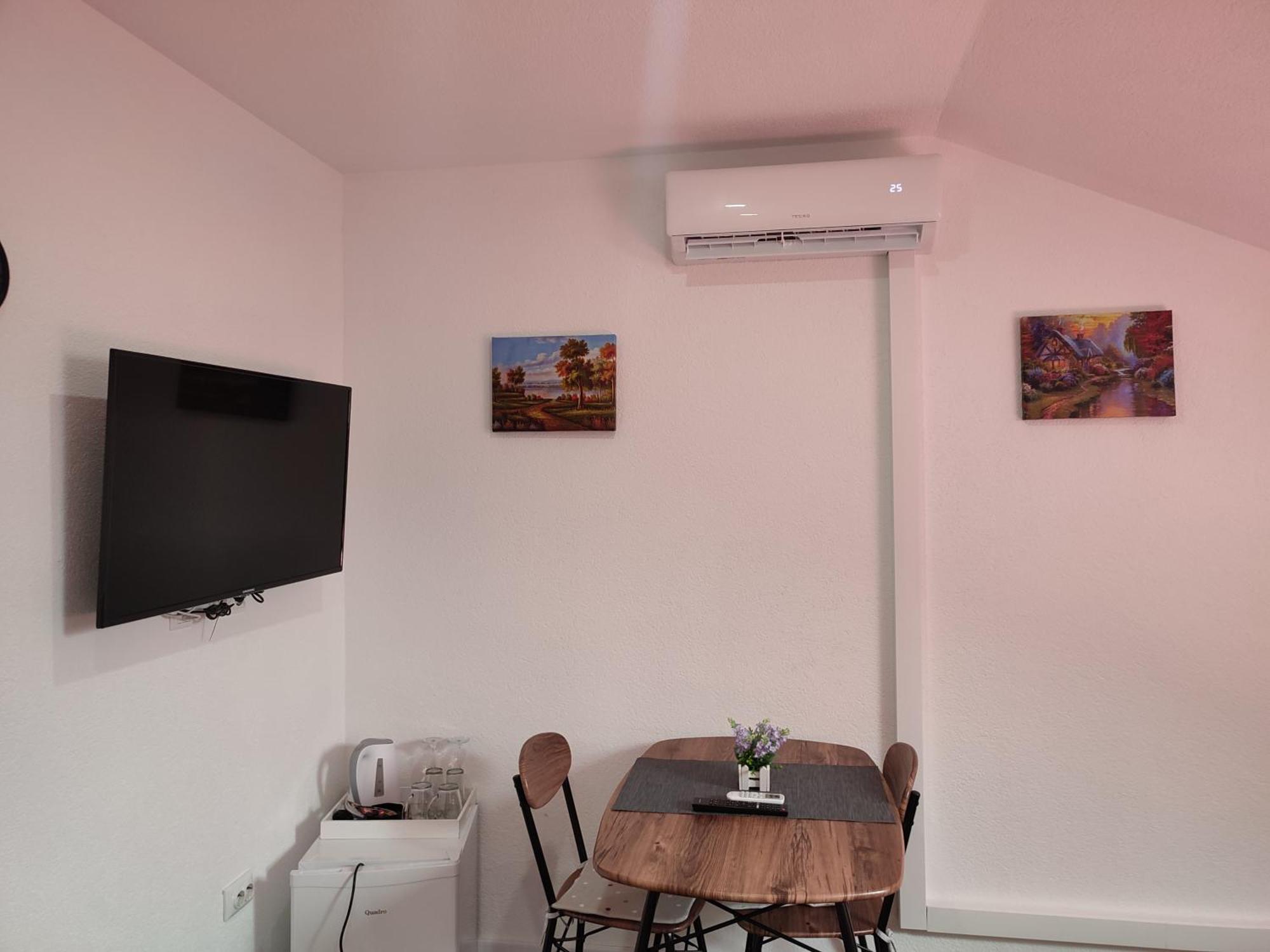 Apartman Toni Грачац Экстерьер фото